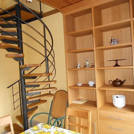 De La Rhosnes Amougies